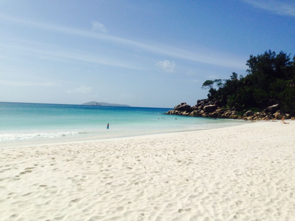 proc-seychely-protoze-raj-existuje-%f0%9f%8c%b4