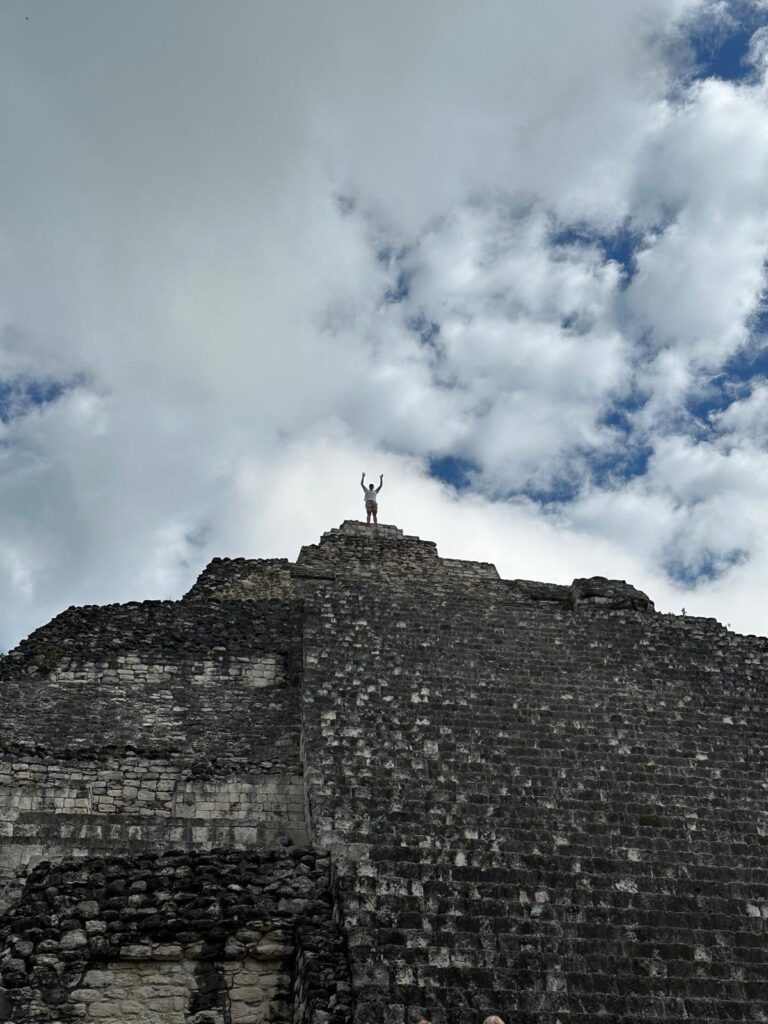 mexiko-cesta-mezi-tyrkysovou-lagunou-mayskymi-chramy-a-vecery-plnymi-hudby